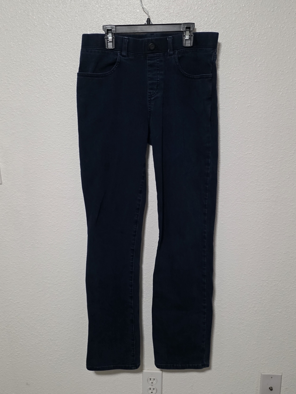 BETABRAND JEANS SIZE Medium